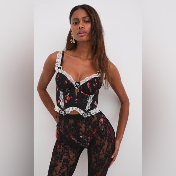 FOR LOVE & Lemons - Picture 5 of 6